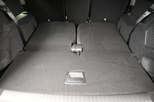 Vehicle image PEUGEOT 5008 1.6 PHEV Allure