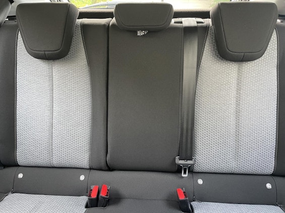 Vehicle image 8 Vehicle image 8