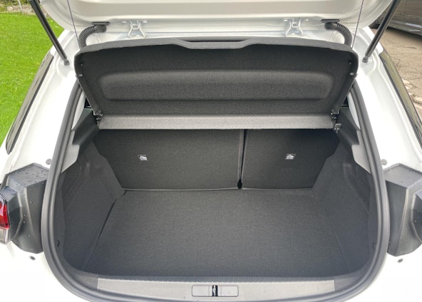 Vehicle image 10 Vehicle image 10