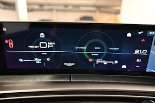 Vehicle image PEUGEOT 3008 1.6 Plug-in Hybrid Allure