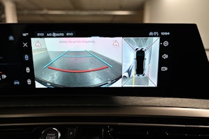 Vehicle image PEUGEOT 3008 1.6 Plug-in Hybrid Allure