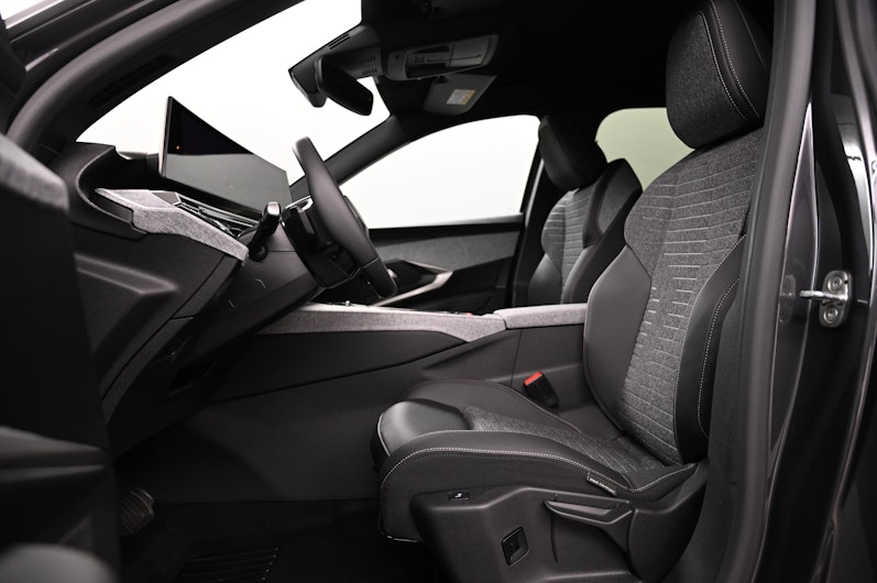 Vehicle image PEUGEOT 3008