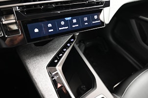 Vehicle image PEUGEOT 3008 1.6 Plug-in Hybrid Allure