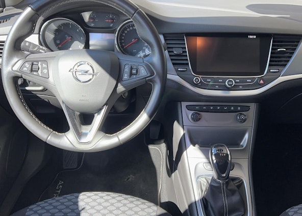 Vehicle image 5 Vehicle image 5