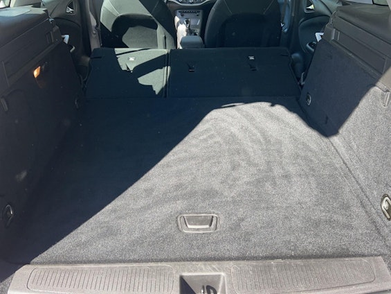 Vehicle image 9 Vehicle image 9