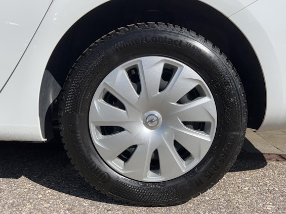 Vehicle image 10 Vehicle image 10