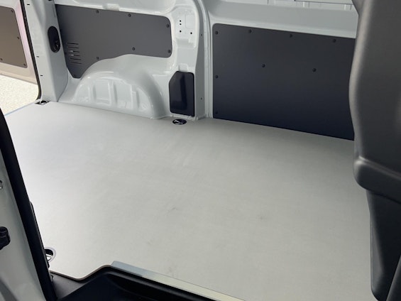 Vehicle image 7 Vehicle image 7