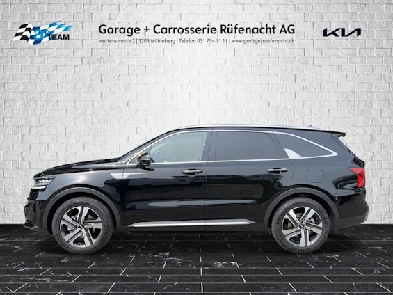 Vehicle image 4 Vehicle image 4