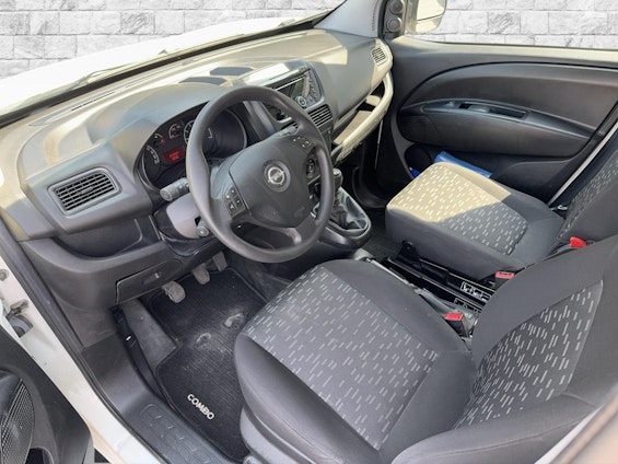 Vehicle image 5 Vehicle image 5