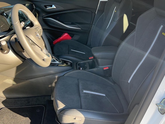 Vehicle image 6 Vehicle image 6