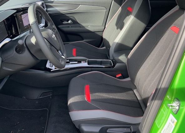 Vehicle image 6 Vehicle image 6