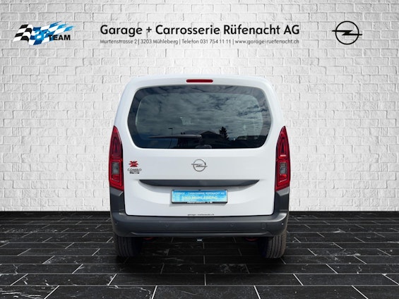 Vehicle image 3 Vehicle image 3