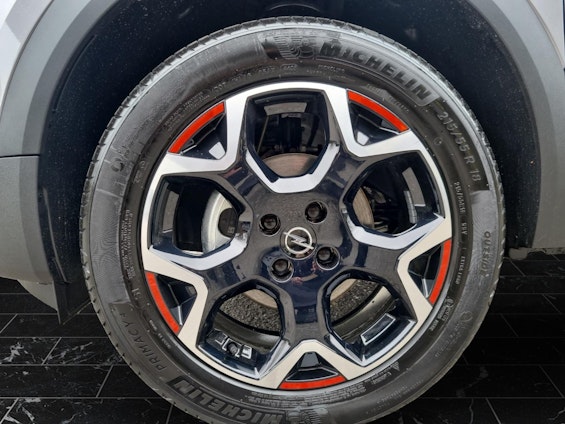 Vehicle image 10 Vehicle image 10