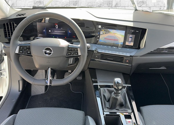 Vehicle image 5 Vehicle image 5