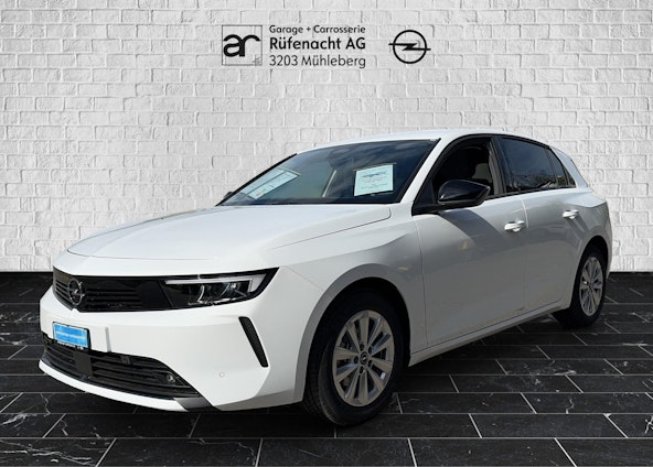 First vehicle image First vehicle image