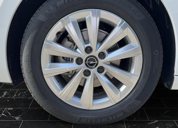 image du véhicule 10 image du véhicule 10