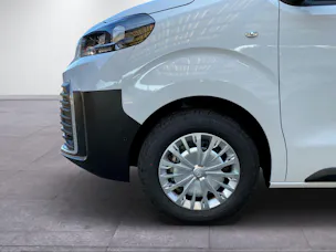 Toyota PROACE Van L1 2.0 D Advanced