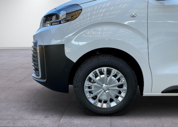 Vehicle image 2 Vehicle image 2