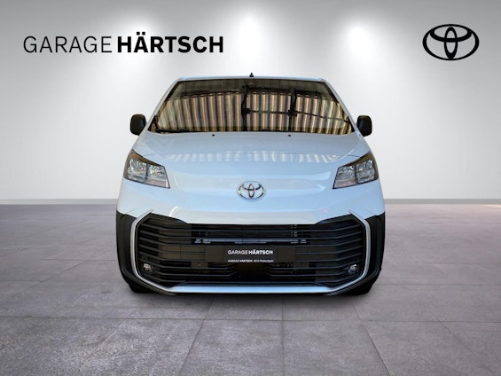 Vehicle image 9 Vehicle image 9