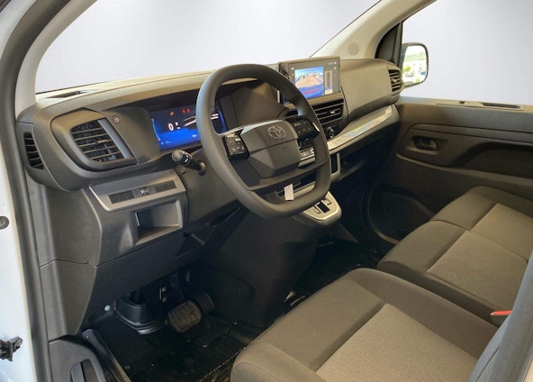 Vehicle image 13 Vehicle image 13