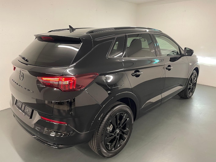 Vehicle image OPEL GRANDLAND