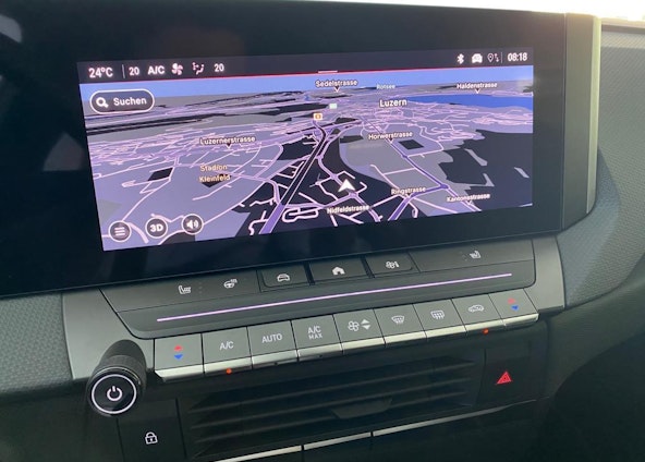 Vehicle image 9 Vehicle image 9