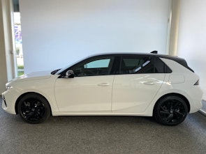 Vehicle image OPEL Astra 1.6 T PHEV 180 Swiss Plus