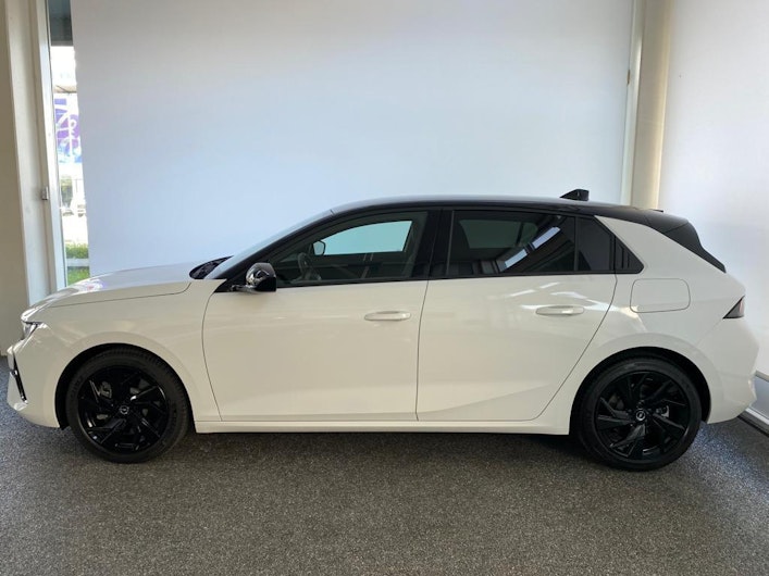 Vehicle image OPEL ASTRA