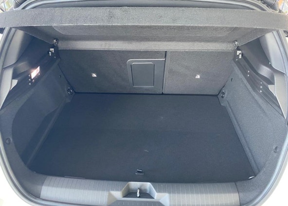 Vehicle image 12 Vehicle image 12