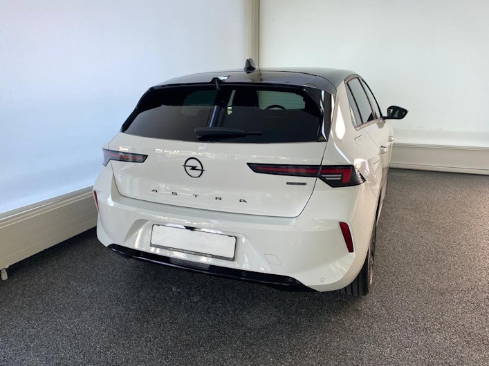 Vehicle image OPEL ASTRA