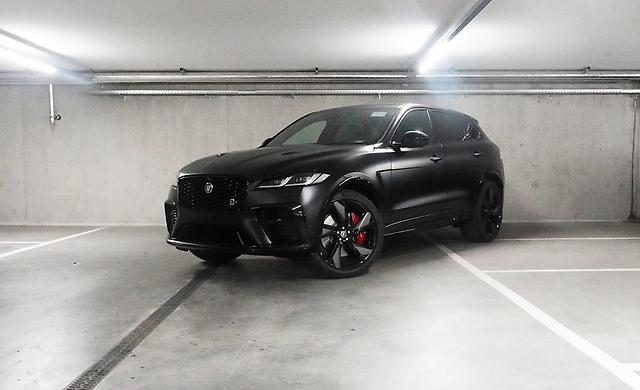 JAGUAR F-Pace 5.0 V8 SVR AWD: Jetzt Probefahrt buchen!