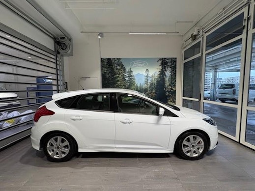 FORD Focus 2.0i EcoB SCTi ST-2 3