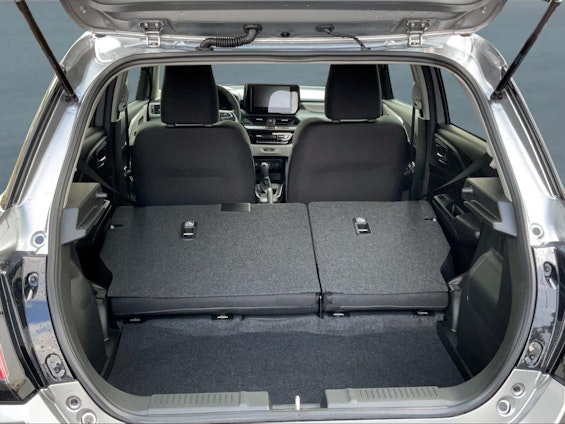 Vehicle image 21