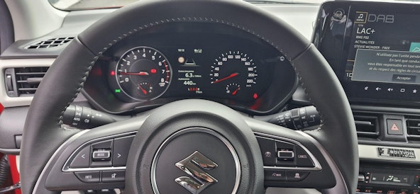 Vehicle image 12 Vehicle image 12