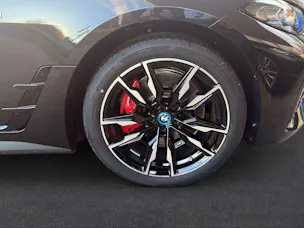 BMW i4 M50