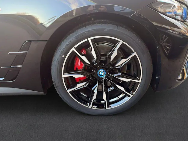 BMW i4 M50