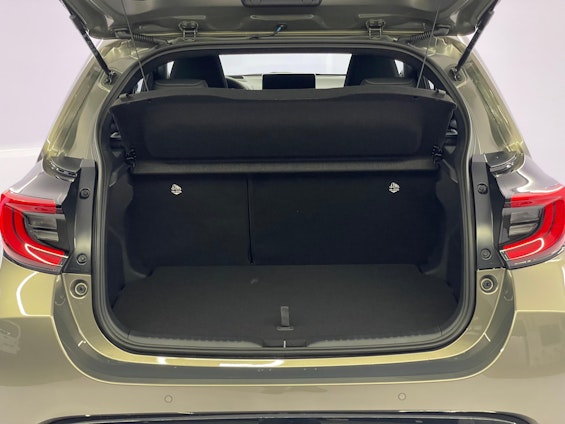 Vehicle image 10 Vehicle image 10