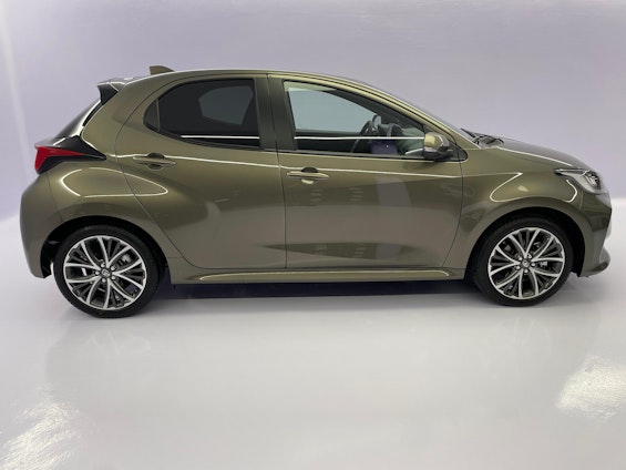 Vehicle image 2 Vehicle image 2