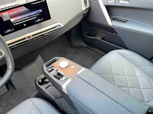 BMW iX xDrive40