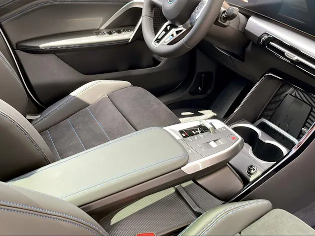 BMW iX2 30 xDrive
