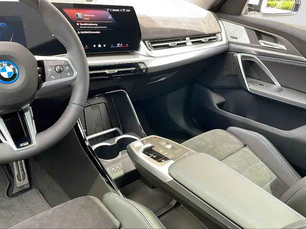 BMW iX2 30 xDrive