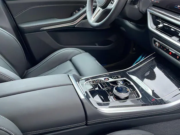 BMW X5 M60i xDrive