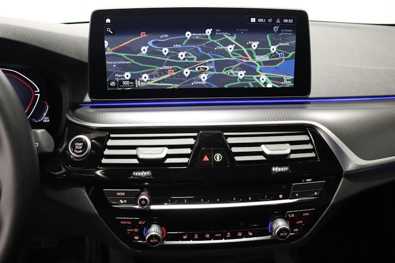 Vehicle image BMW 5 SERIES