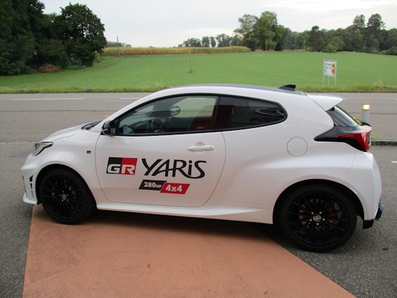 Vehicle image 20