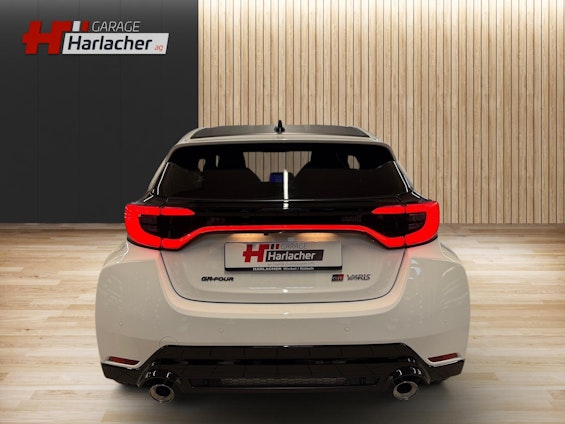 Vehicle image 5 Vehicle image 5