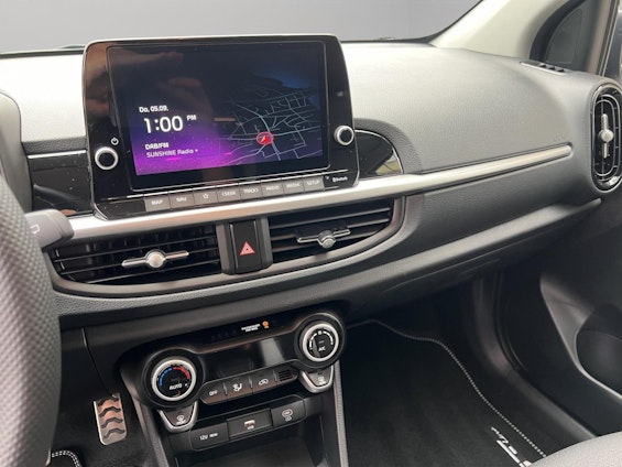 Vehicle image 10 Vehicle image 10