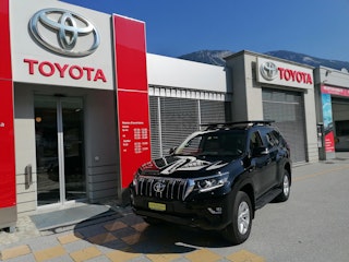 Vehicle image TOYOTA LANDCRUISER