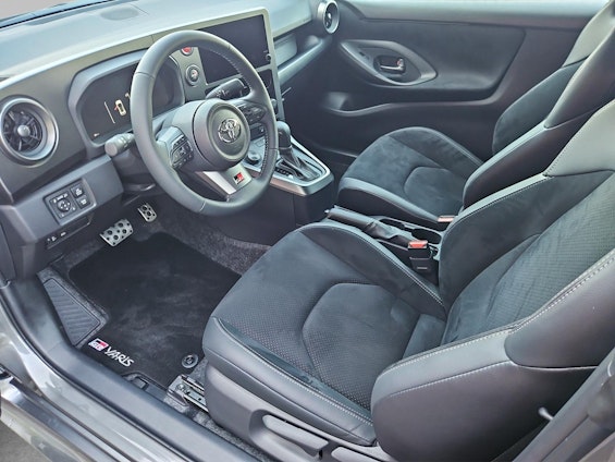 Vehicle image 11 Vehicle image 11