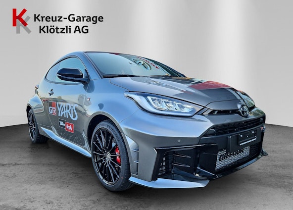 First vehicle image First vehicle image