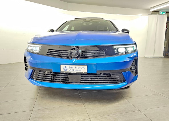 Vehicle image 4 Vehicle image 4